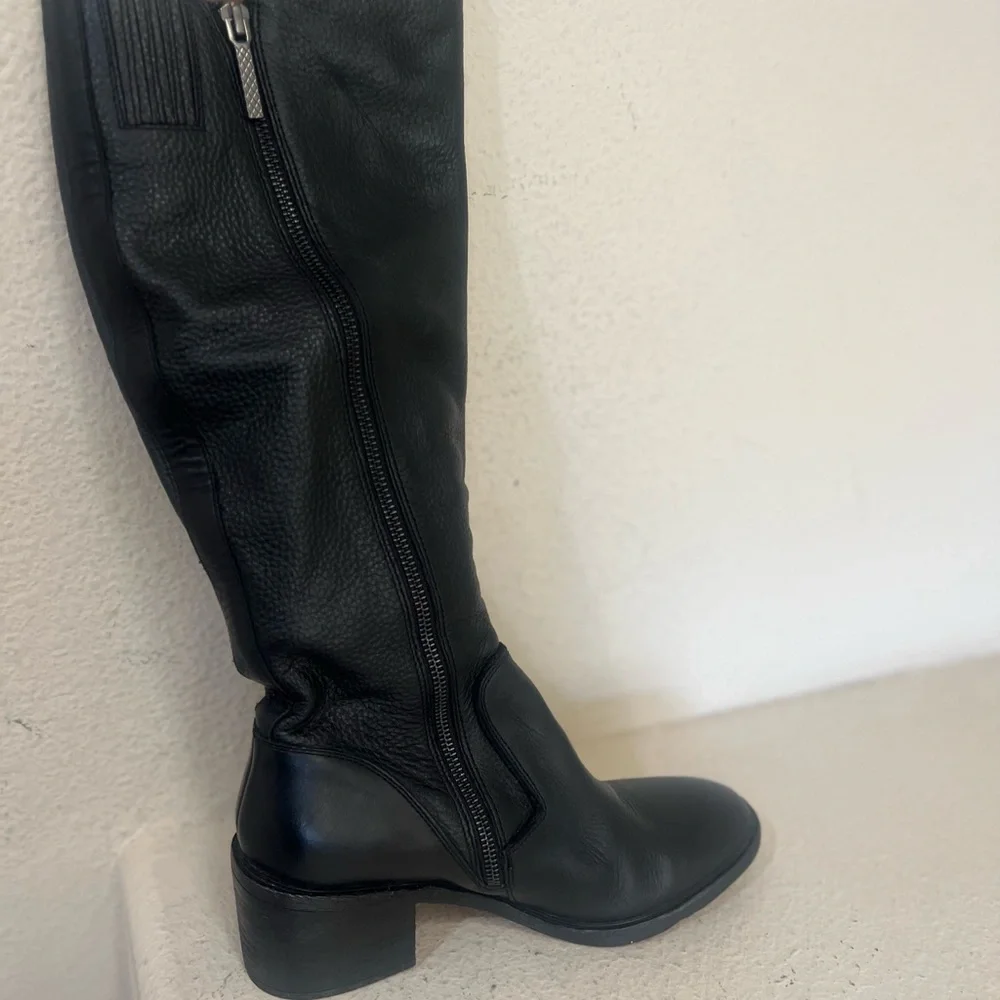 DONALD J PLINER Envy Block Heel Black Leather‎ Tall Ridding Boots Women SZ 7.5